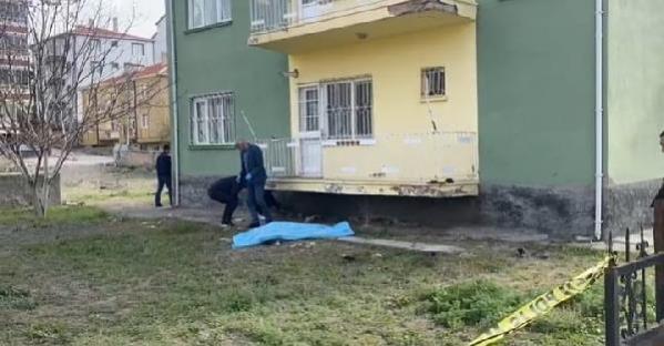 BAHÇEDE ÖLÜ BULUNDU