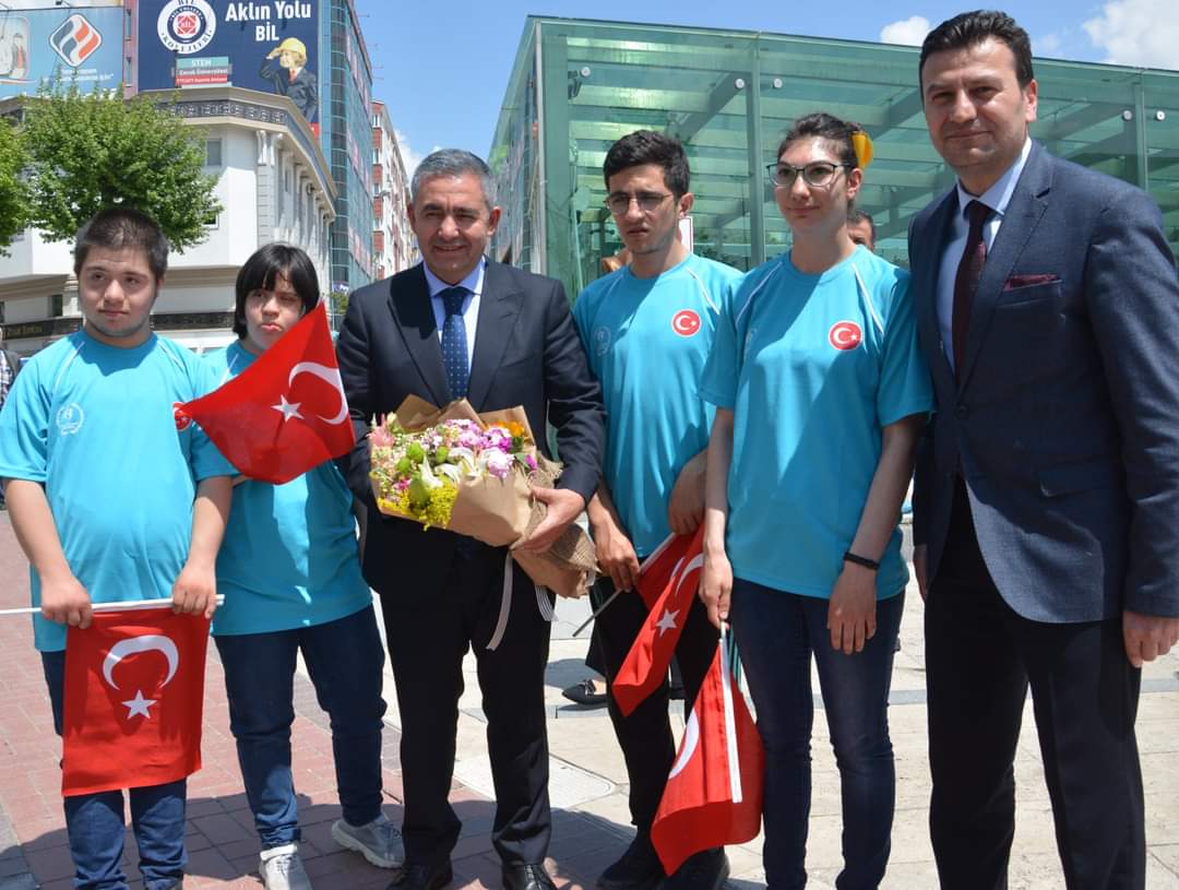 ‘SPOR AŞKI ENGEL TANIMAZ’ SPOR TIRI KIRŞEHİR’E GELDİ