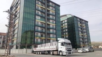 KIRŞEHİR’İN EN BÜYÜK KONUT PROJELERİNDEN TERME GOLD SİTESİ İSKANINI ALINDI