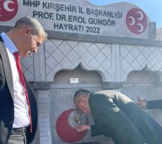 MHP’DEN KIZILCALİ KÖYÜ’NE FİKİR ADAMI EROL GÜNGÖR ÇEŞMESİ