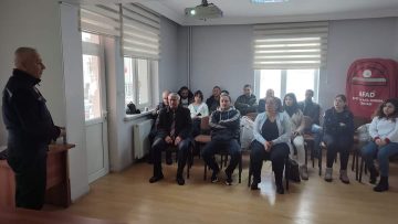 AFAD’DAN 112 ACİL ÇAĞRI MERKEZİ ÇALIŞANLARINA FARKINDALIK EĞİTİMİ