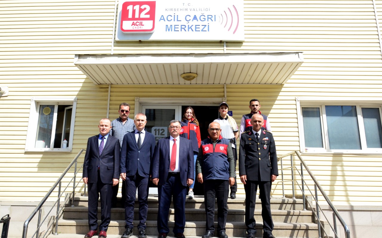 VALİ VEKİLİ ŞAHİN, KAMU PERSONELİNİN BAYRAMINI KUTLADI