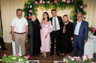 ‘NİSA TURUNÇ VE EMRE YILMAZ’ EVLİLİK YOLUNDA İLK ADIMI ATTILAR