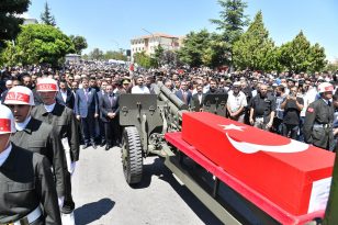 ŞEHİDİMİZİ SON YOLCULUĞUNA UĞURLADIK