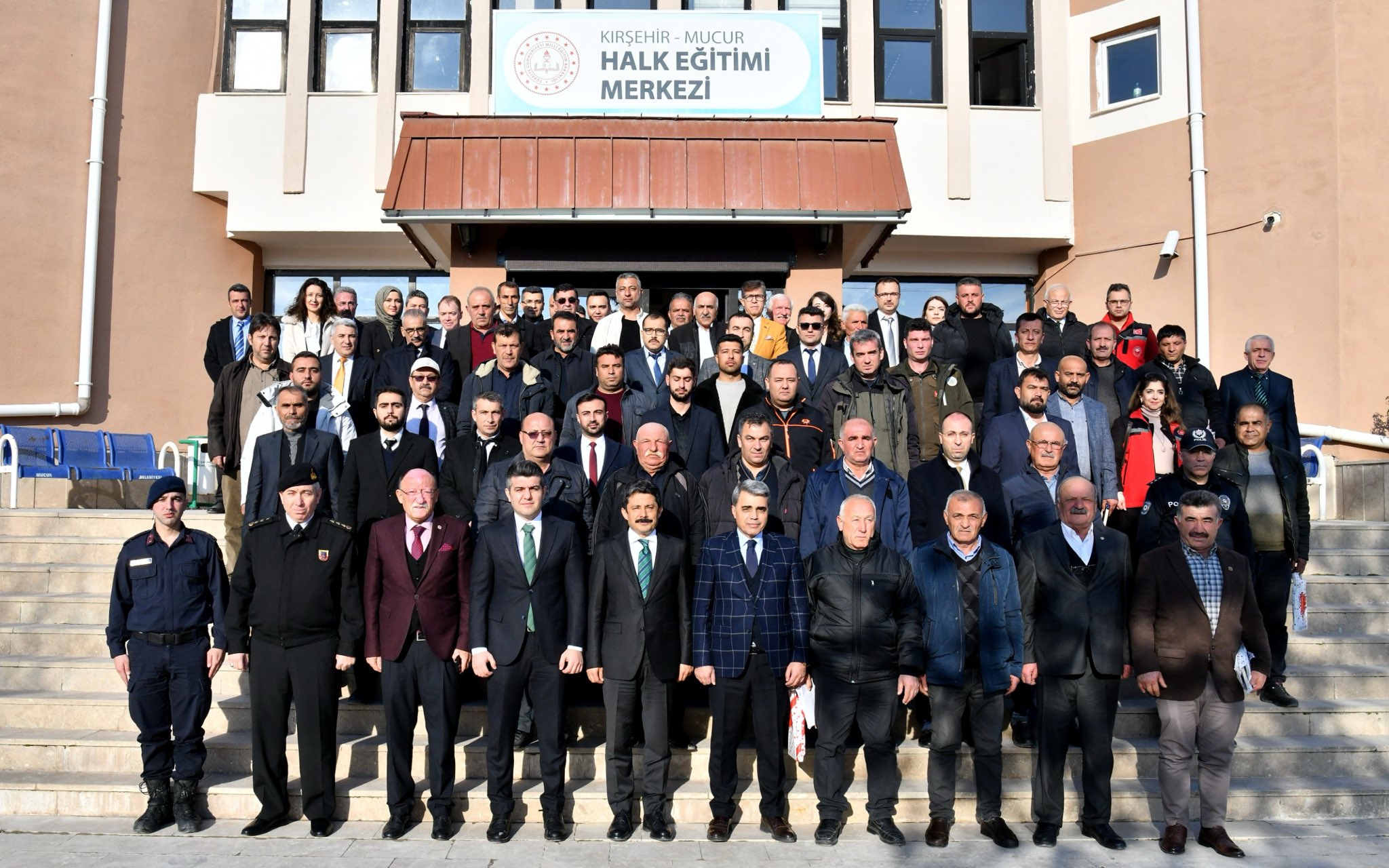 VALİ DEMİRYÜREK MUHTARLARIN TALEPLERİNİ DİNLEDİ